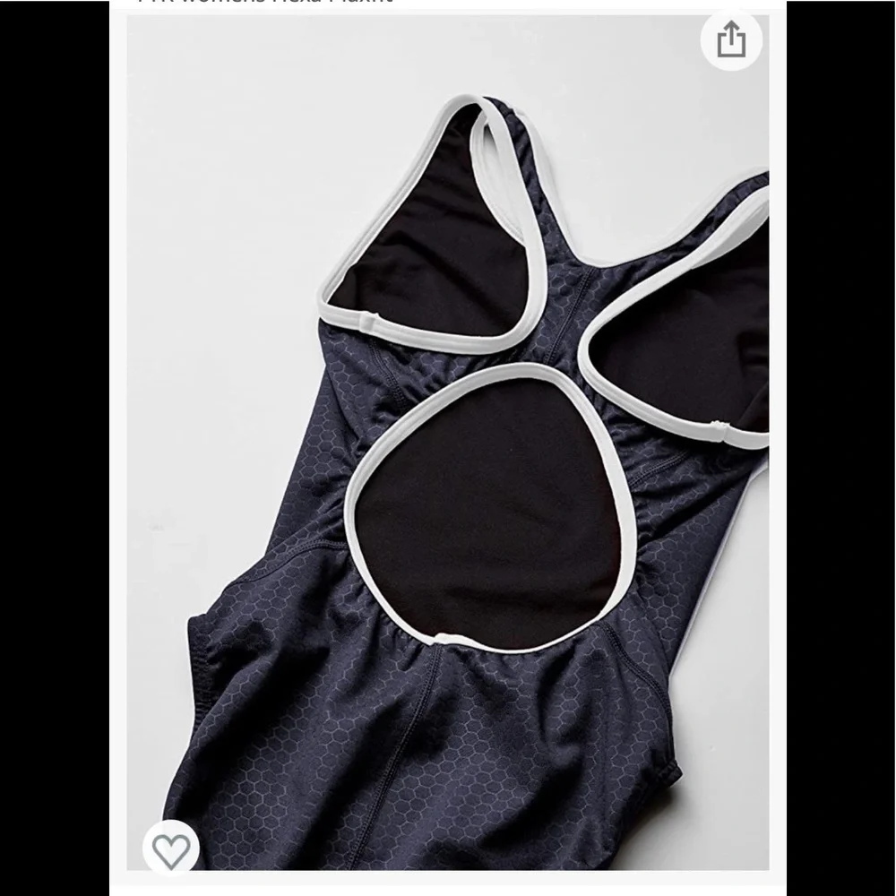 - TYR Hexa Maxfit  one piece swimsuit size 22 NWT Navy White